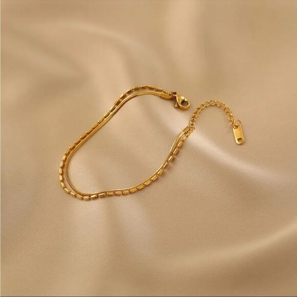 #39 Double Strand Gold Bracelet - Picture 4 of 7